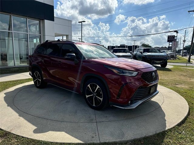 2022 Toyota Highlander XSE