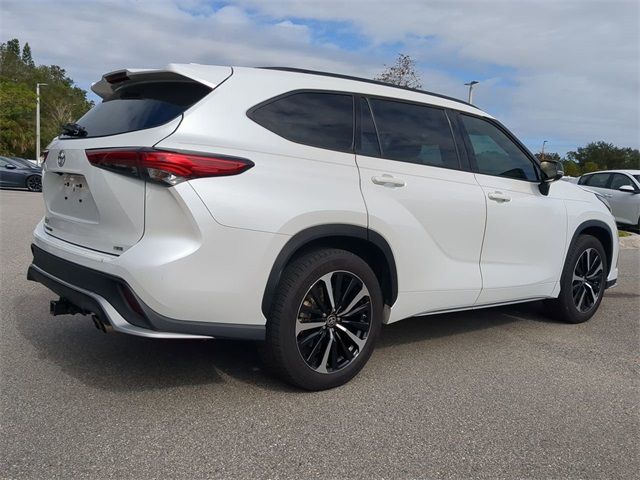 2022 Toyota Highlander XSE