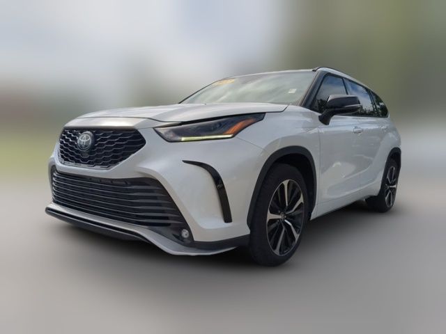 2022 Toyota Highlander XSE