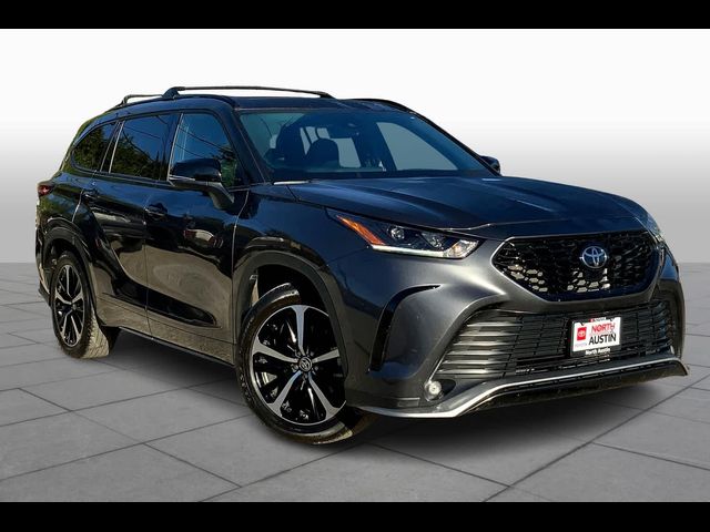 2022 Toyota Highlander XSE