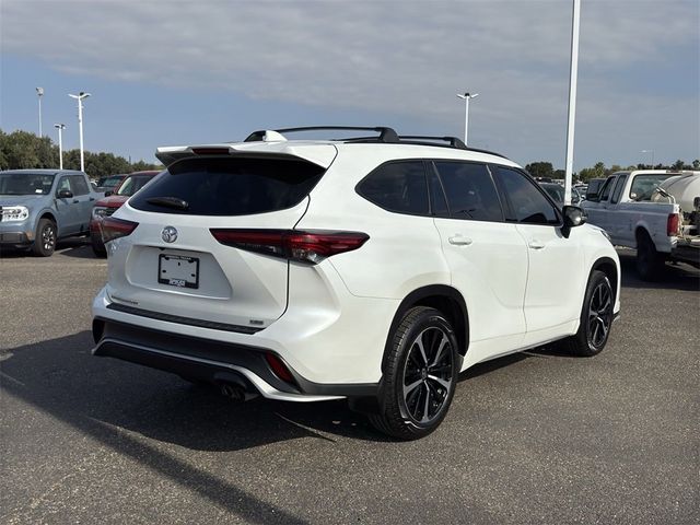 2022 Toyota Highlander XSE