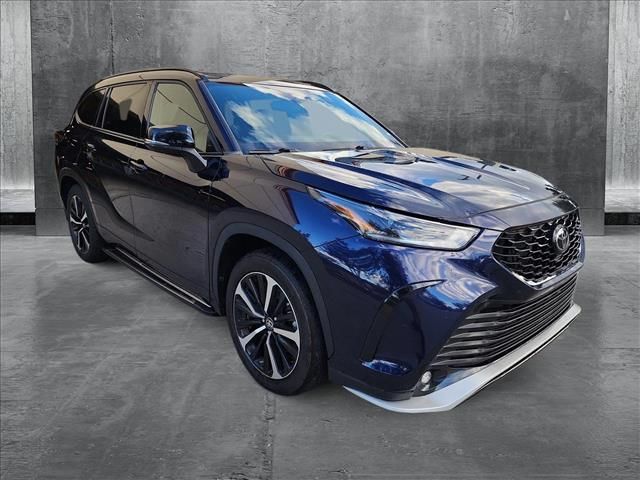 2022 Toyota Highlander XSE