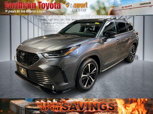 2022 Toyota Highlander XSE