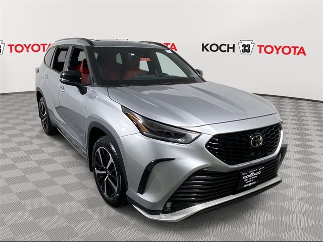 2022 Toyota Highlander XSE