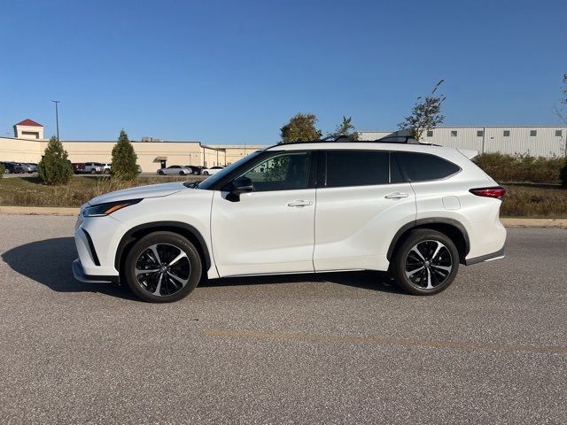 2022 Toyota Highlander XSE