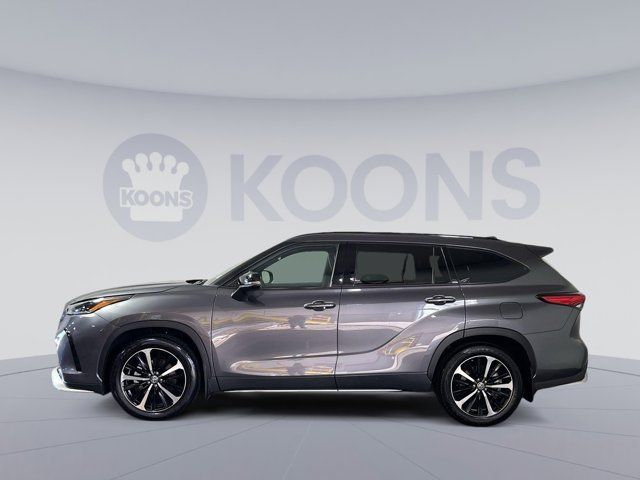 2022 Toyota Highlander XSE