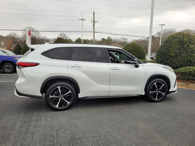 2022 Toyota Highlander XSE