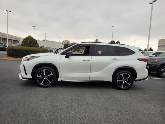 2022 Toyota Highlander XSE