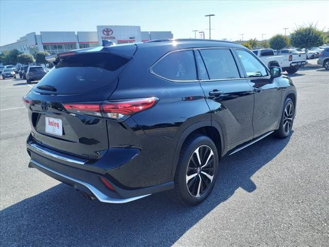 2022 Toyota Highlander XSE