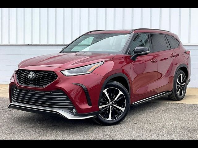 2022 Toyota Highlander XSE