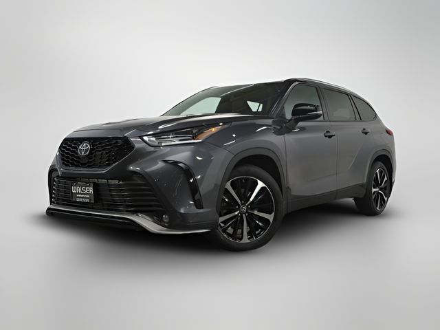 2022 Toyota Highlander XSE