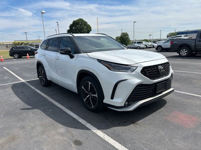 2022 Toyota Highlander XSE