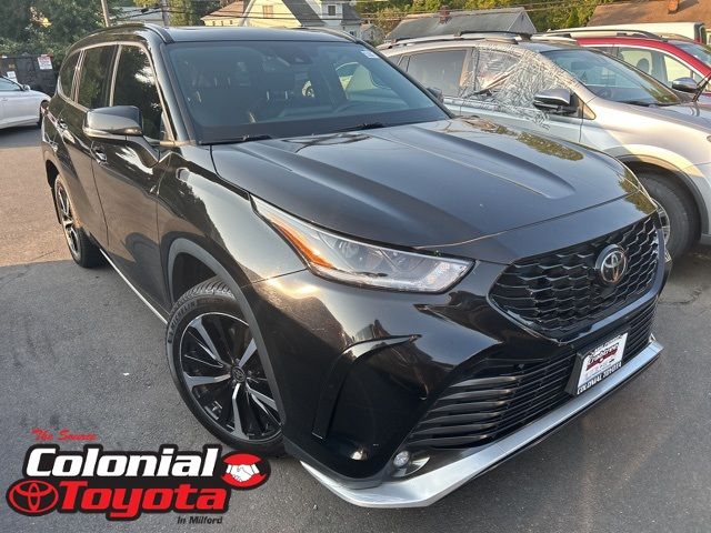 2022 Toyota Highlander XSE