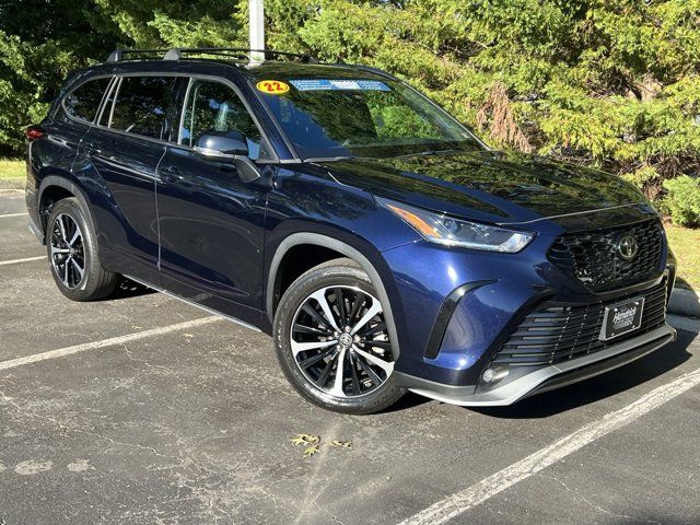 2022 Toyota Highlander XSE