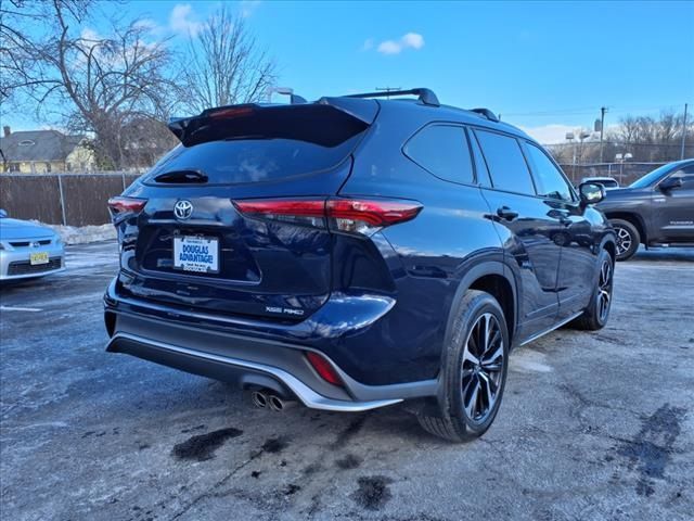 2022 Toyota Highlander XSE