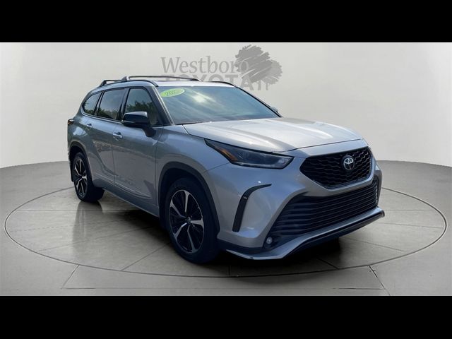 2022 Toyota Highlander XSE