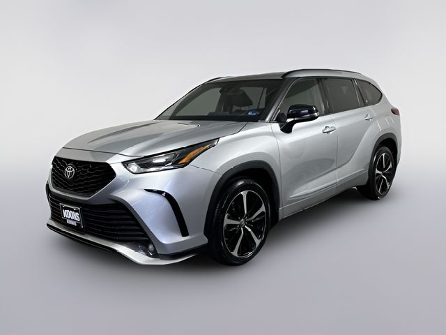 2022 Toyota Highlander XSE