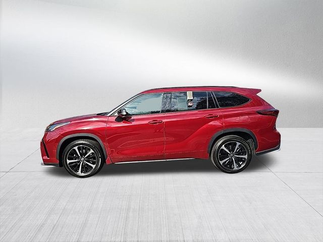 2022 Toyota Highlander XSE