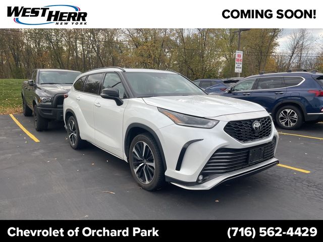 2022 Toyota Highlander XSE