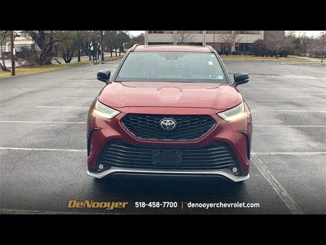 2022 Toyota Highlander XSE