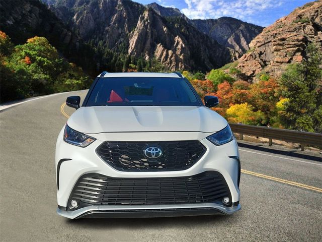 2022 Toyota Highlander XSE