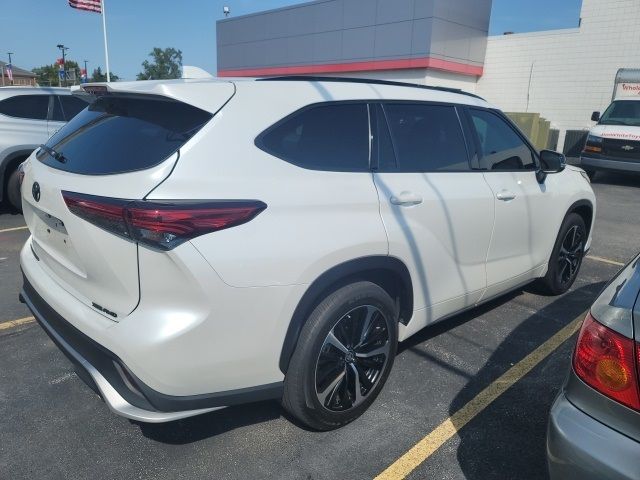 2022 Toyota Highlander XSE