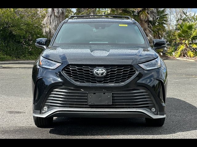 2022 Toyota Highlander XSE