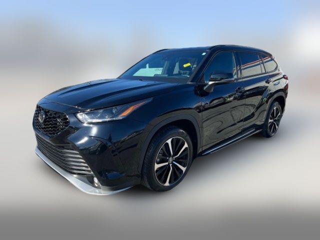 2022 Toyota Highlander XSE