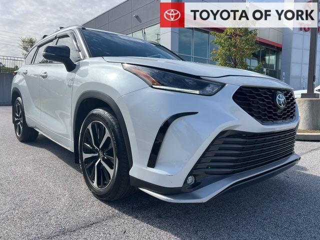 2022 Toyota Highlander XSE