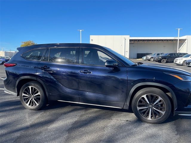 2022 Toyota Highlander XSE