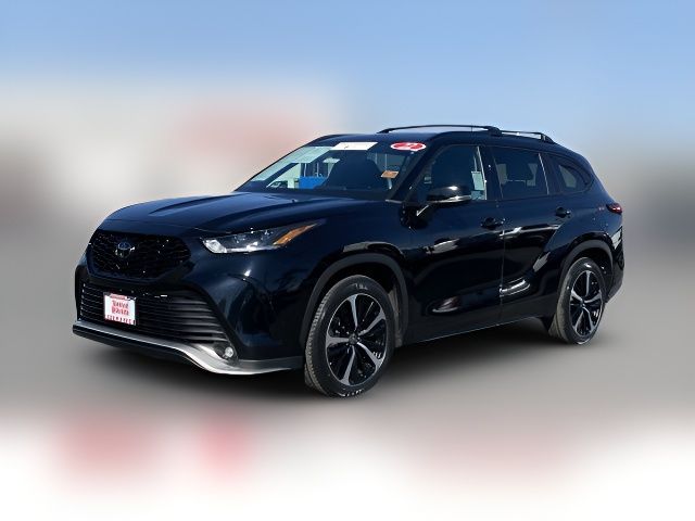 2022 Toyota Highlander XSE