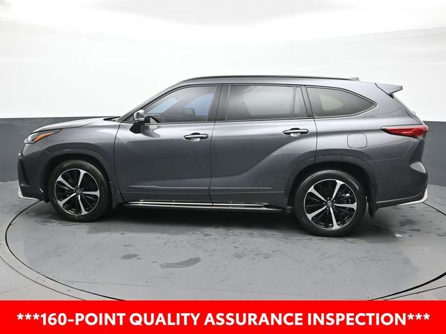 2022 Toyota Highlander XSE