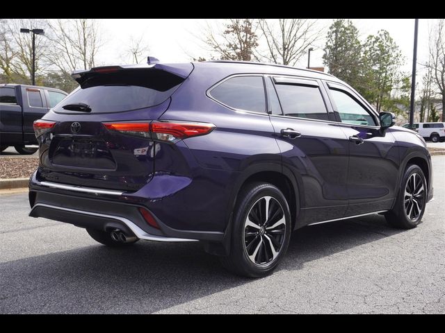 2022 Toyota Highlander XSE