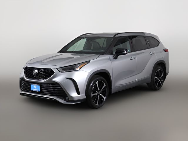 2022 Toyota Highlander XSE