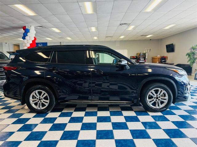 2022 Toyota Highlander XSE