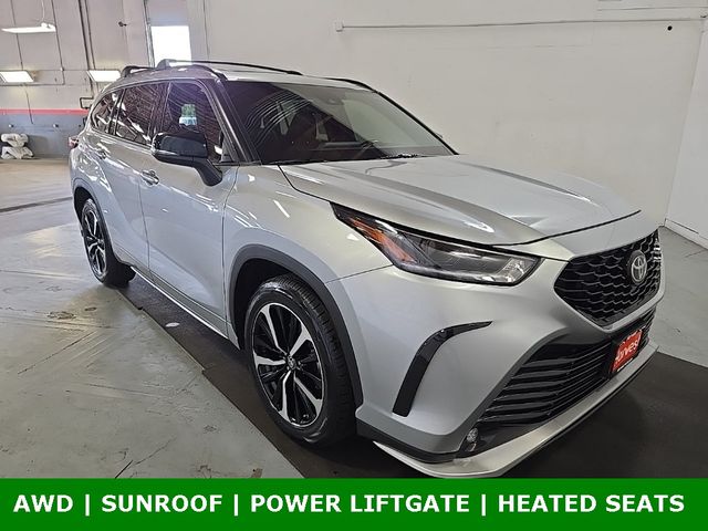 2022 Toyota Highlander XSE