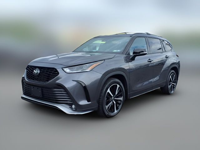 2022 Toyota Highlander XSE
