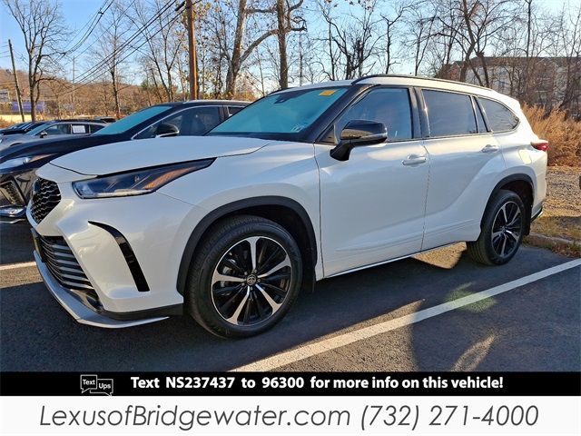 2022 Toyota Highlander XSE