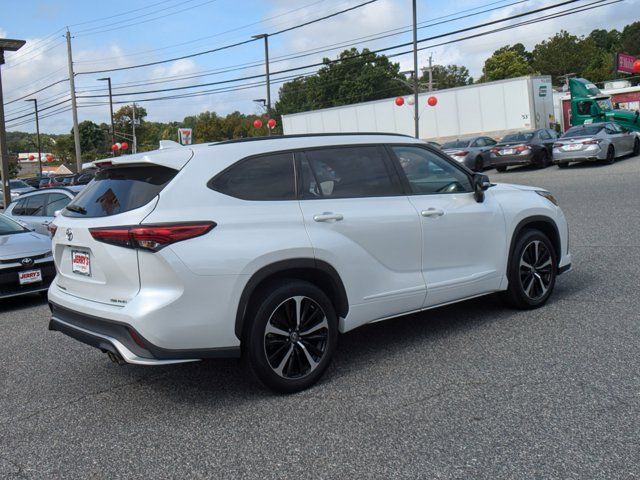 2022 Toyota Highlander XSE