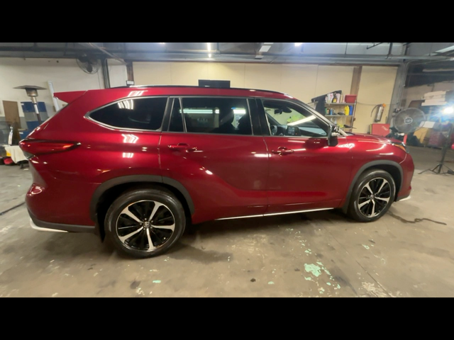 2022 Toyota Highlander XSE