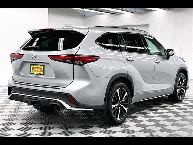 2022 Toyota Highlander XSE