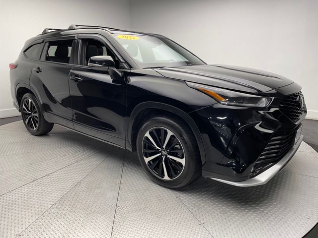 2022 Toyota Highlander XSE