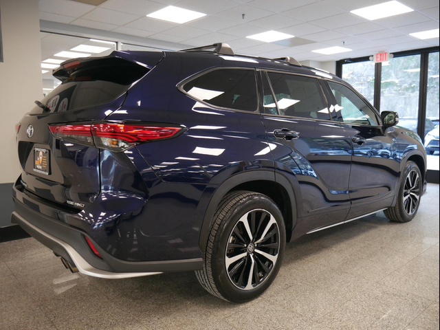 2022 Toyota Highlander XSE