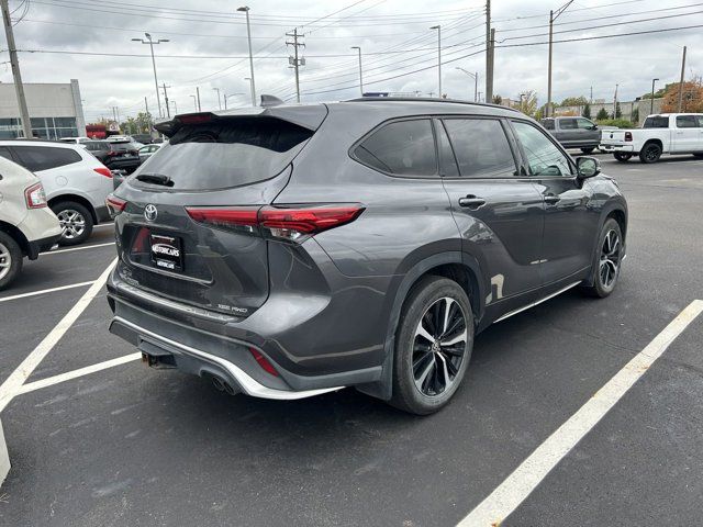 2022 Toyota Highlander XSE