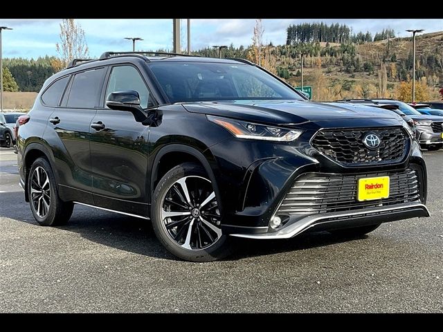 2022 Toyota Highlander XSE