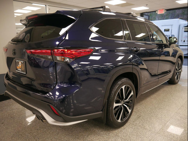 2022 Toyota Highlander XSE