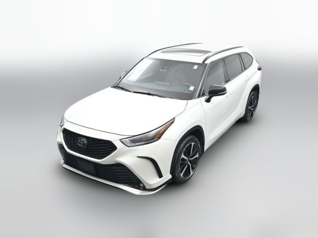 2022 Toyota Highlander XSE