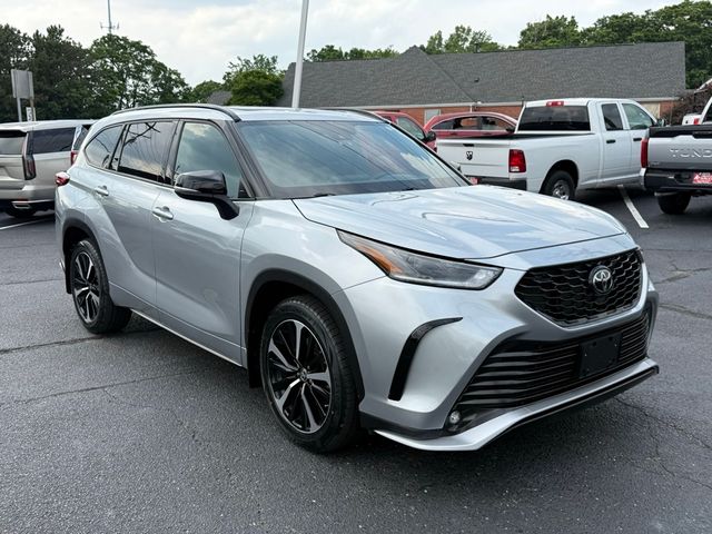 2022 Toyota Highlander XSE