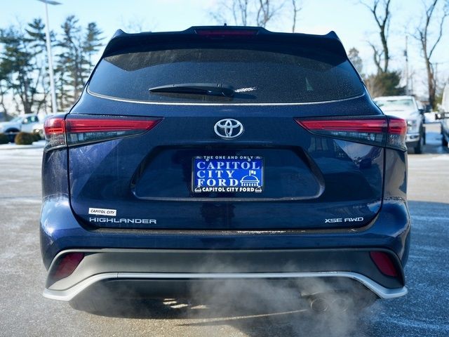 2022 Toyota Highlander XSE