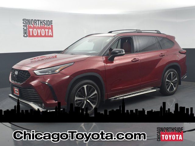 2022 Toyota Highlander XSE